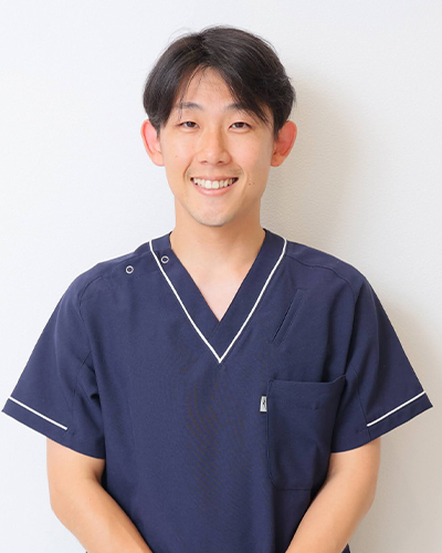 スタッフの顔写真